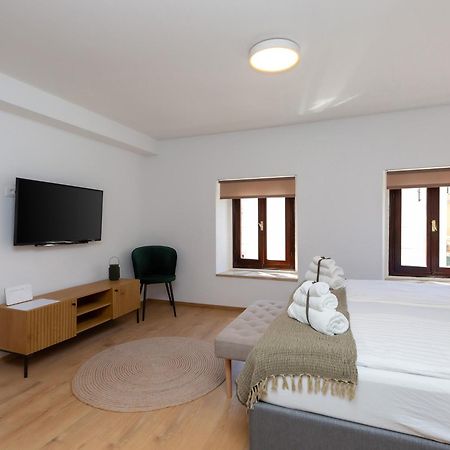 Casa Novak City Center Porec Esterno foto
